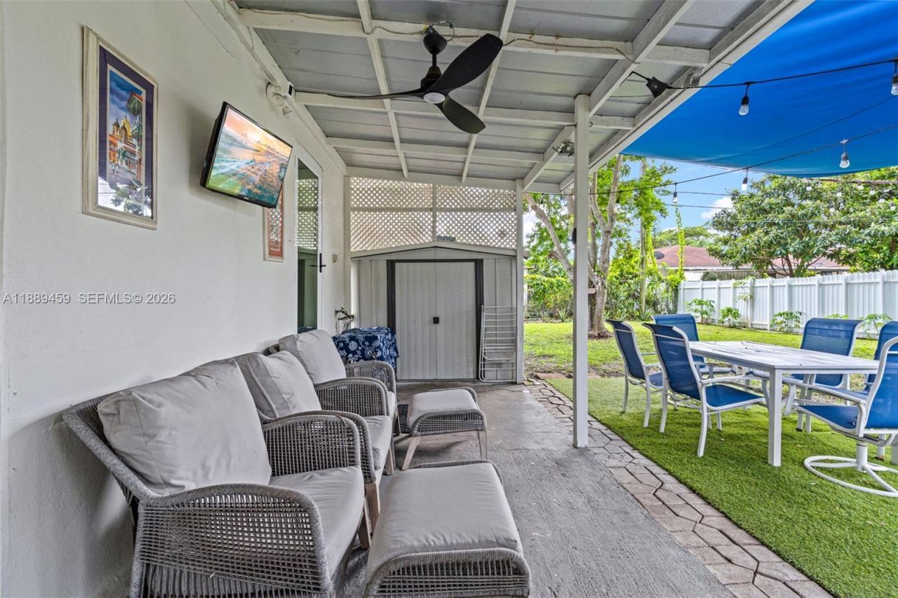 5340 SW 5th St, Miami, FL 33134 Photo