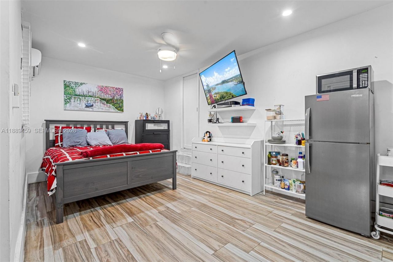 5340 SW 5th St, Miami, FL 33134 Photo