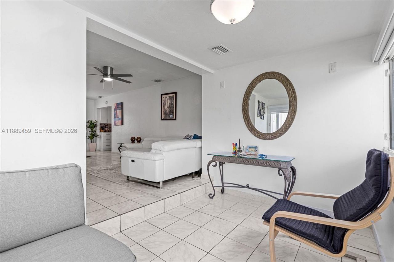 5340 SW 5th St, Miami, FL 33134 Photo