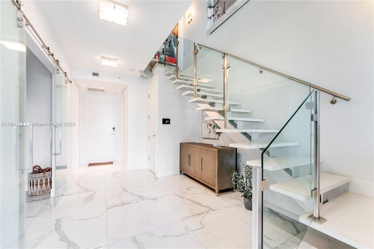 259 Shore Ct, Lauderdale by the Sea, FL 33308 Photo