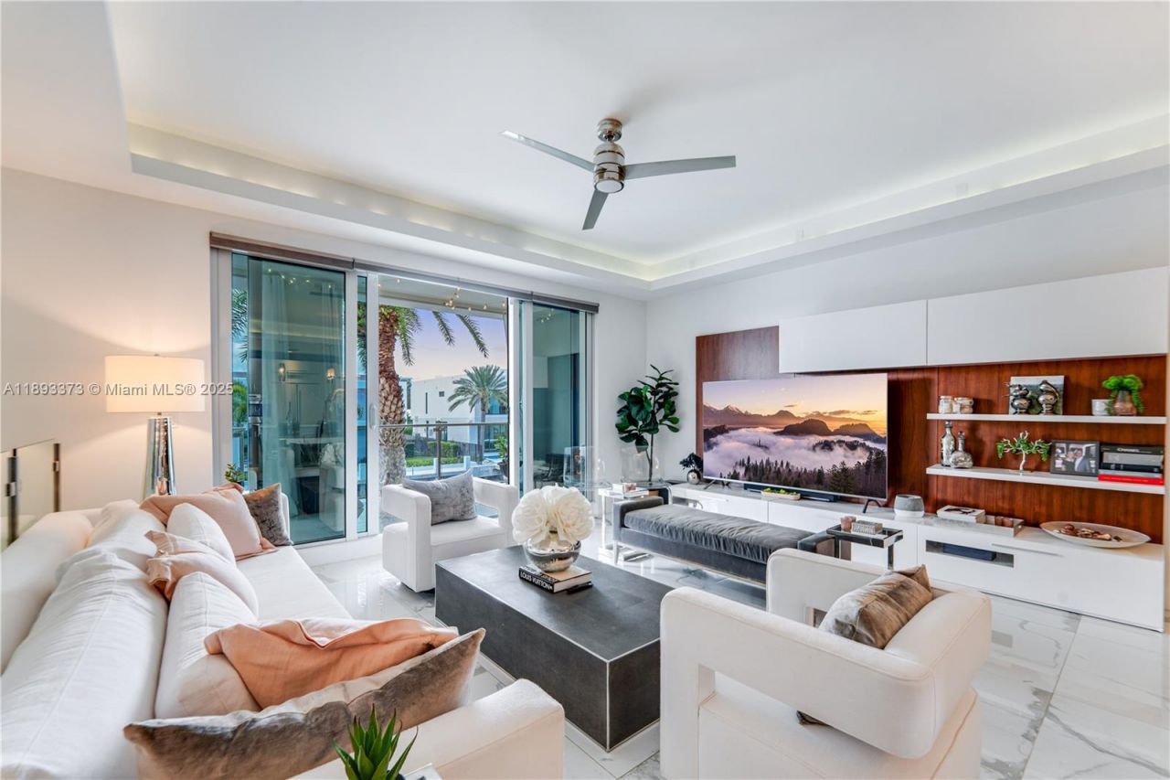 259 Shore Ct, Lauderdale by the Sea, FL 33308 Photo