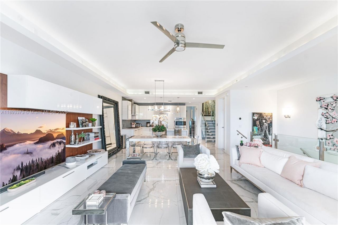 259 Shore Ct, Lauderdale by the Sea, FL 33308 Photo