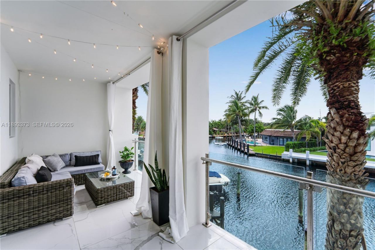 259 Shore Ct, Lauderdale by the Sea, FL 33308 Photo