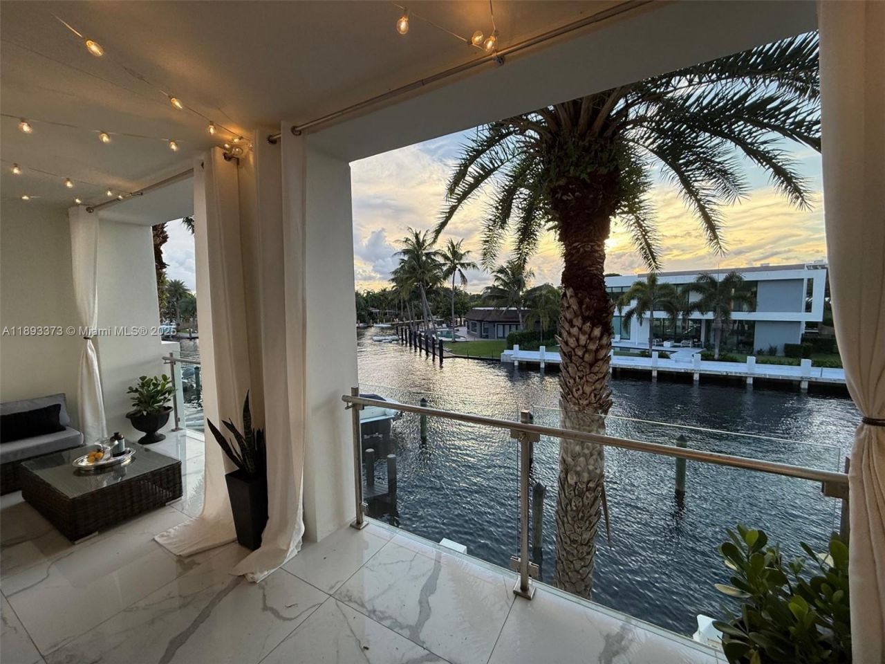 259 Shore Ct, Lauderdale by the Sea, FL 33308 Photo