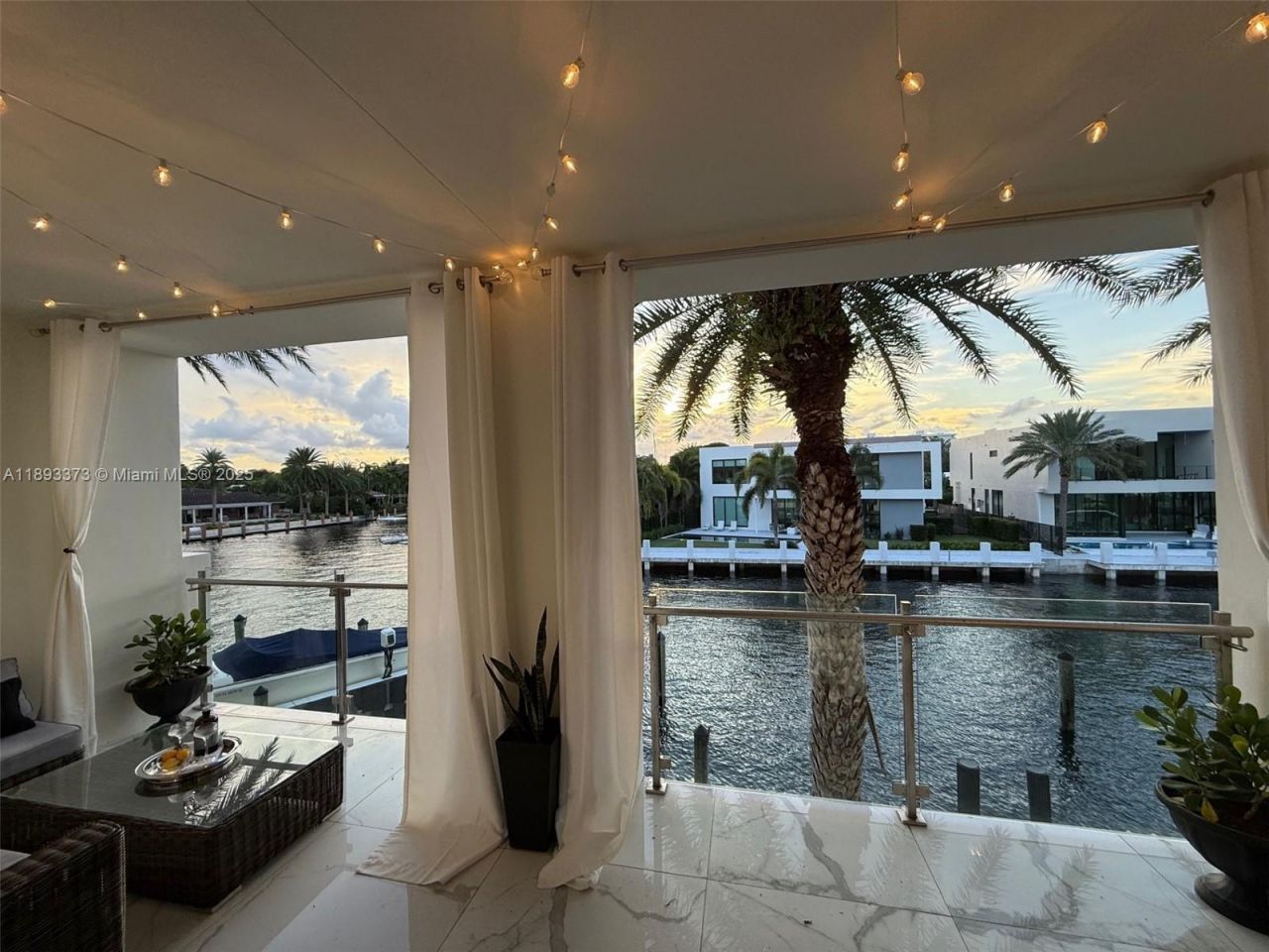 259 Shore Ct, Lauderdale by the Sea, FL 33308 Photo