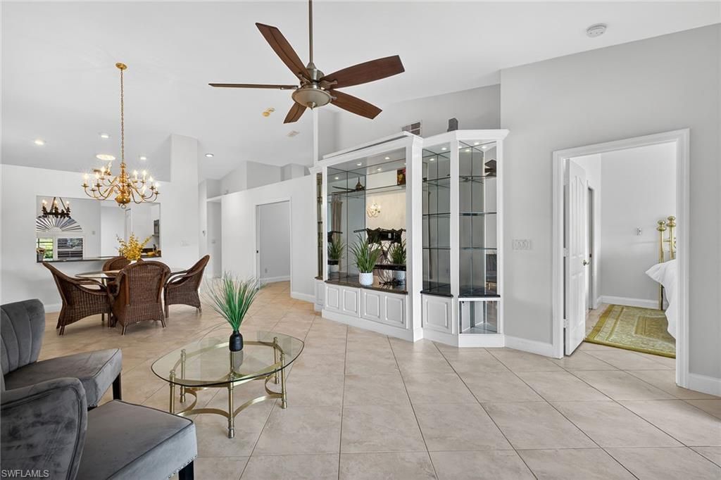 550 Captn Kate Ct, Unit 22, Naples, FL 34110 Photo