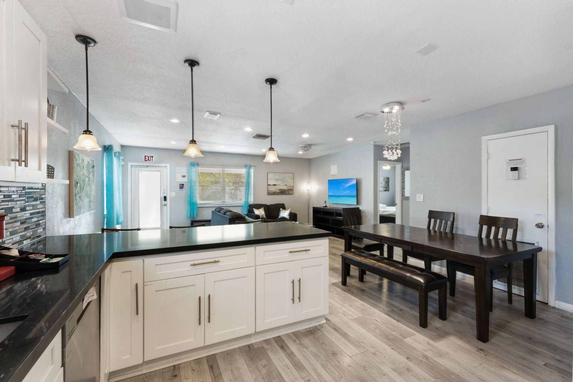 1631 N Andrews Square, Fort Lauderdale, FL 33311 Photo