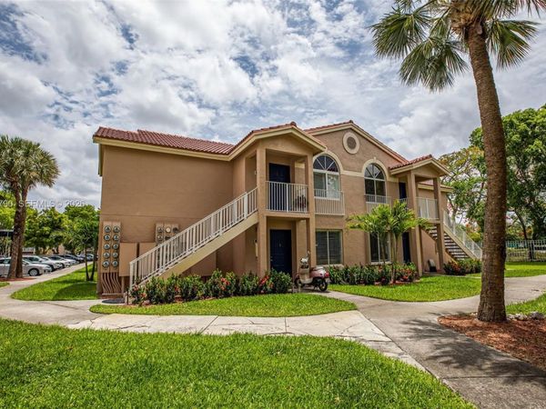 10630 SW 157 Ct, Unit 203, Miami, FL 33196