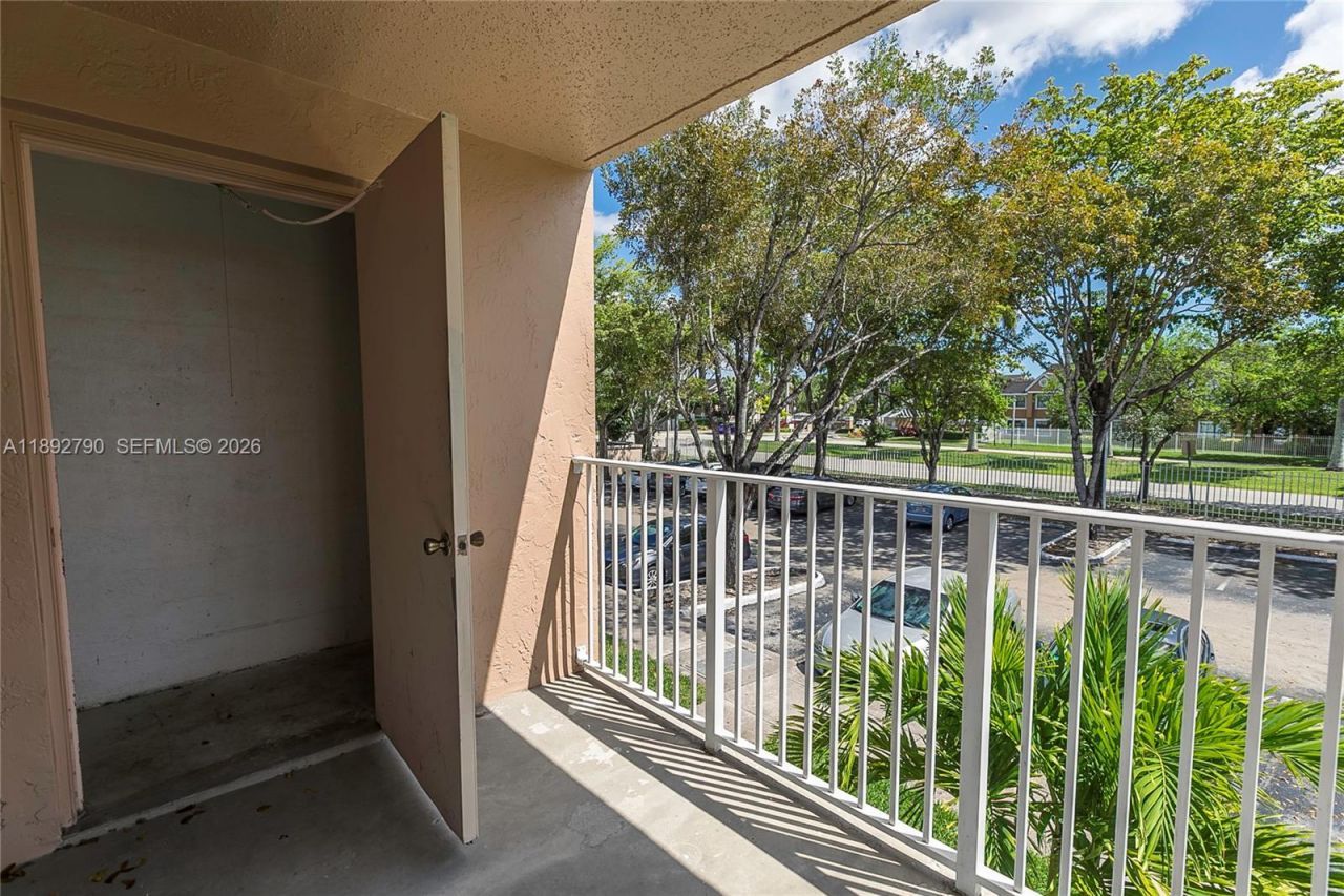 10630 SW 157 Ct, Unit 203, Miami, FL 33196 Photo