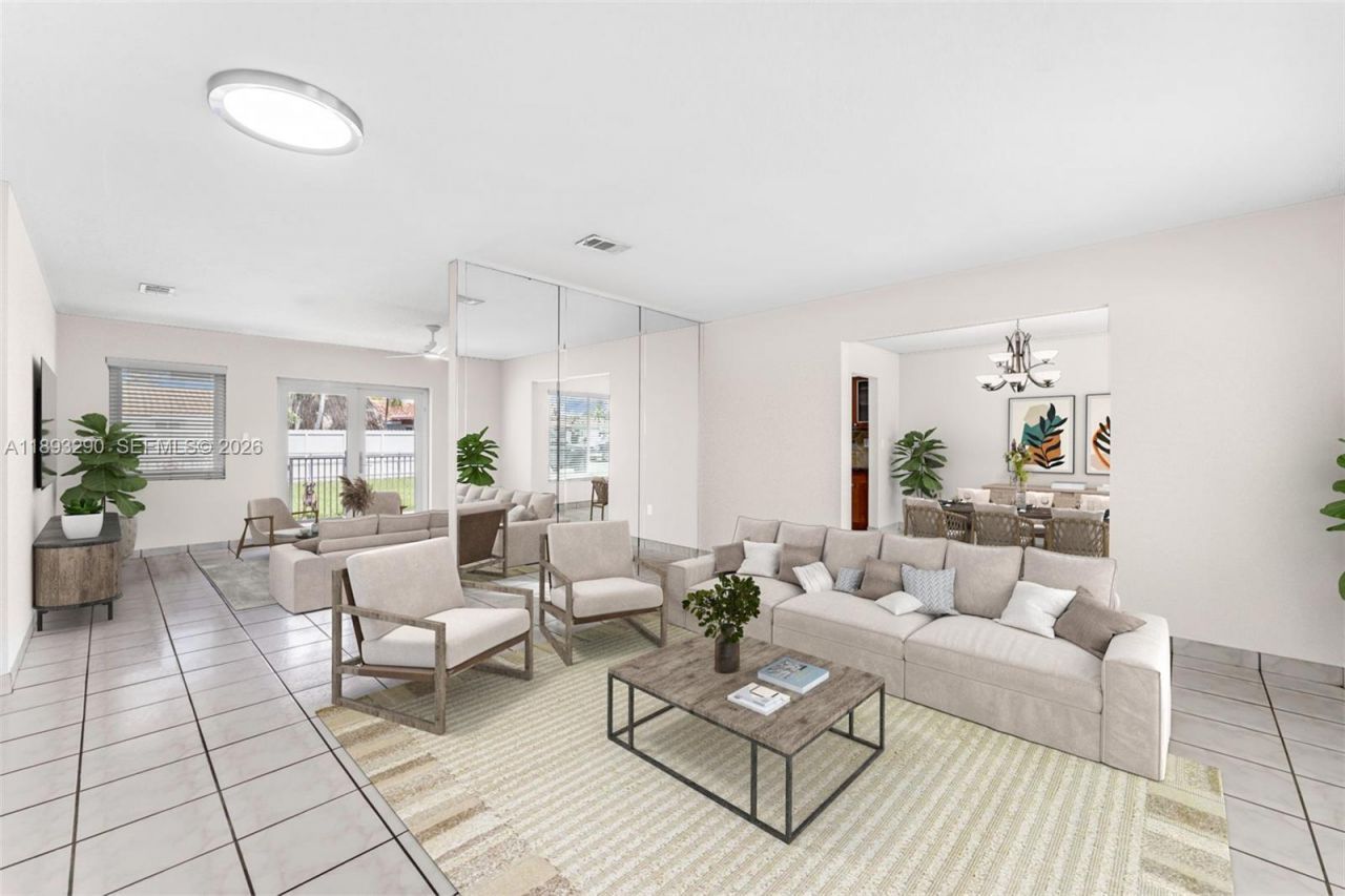 10121 SW 4th St, Miami, FL 33174 Photo