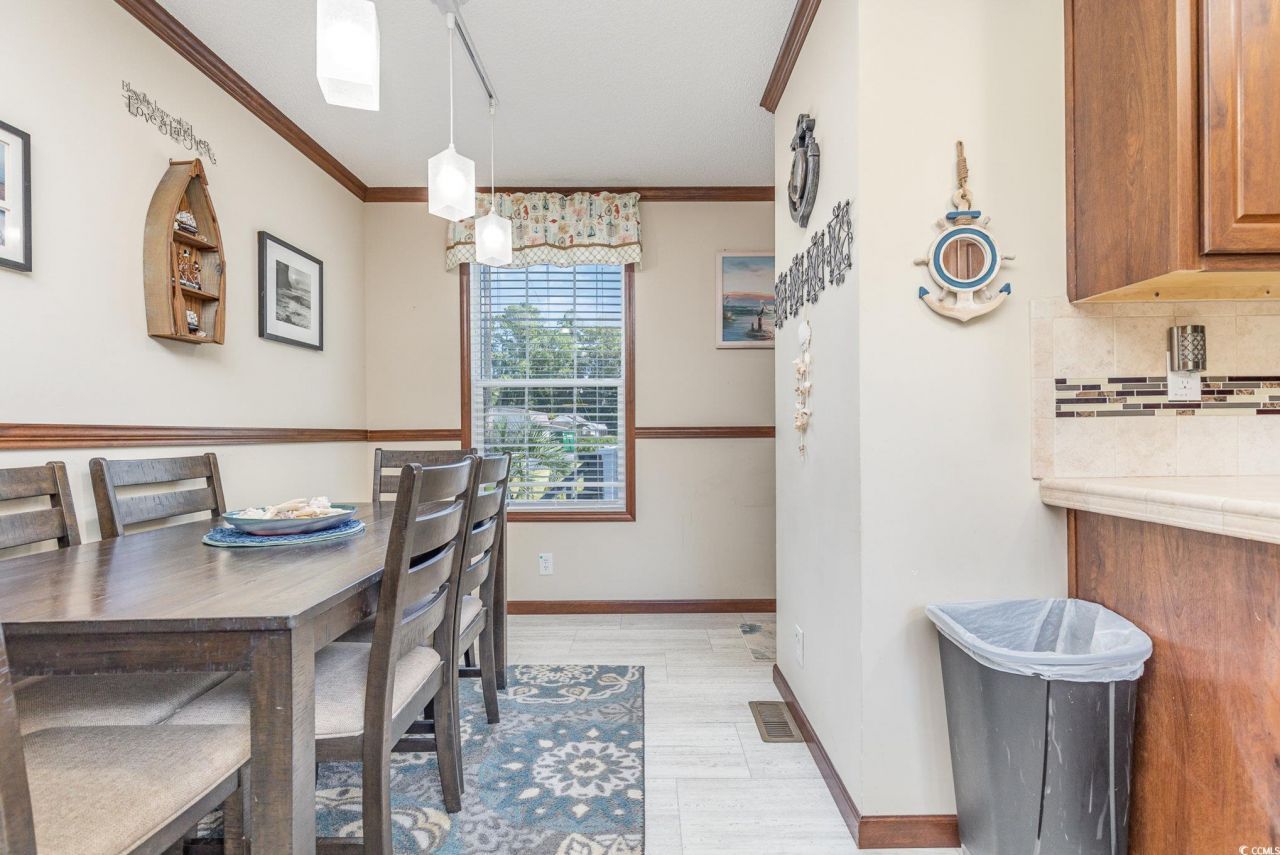 1105 Highway 15 Photo 12