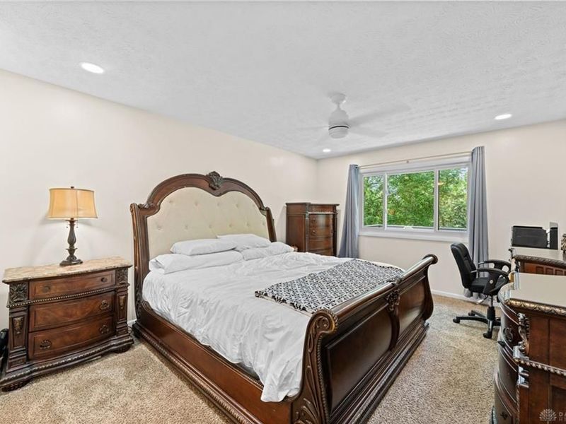 6935 Paragon Road, Dayton, OH 45459 Photo 27