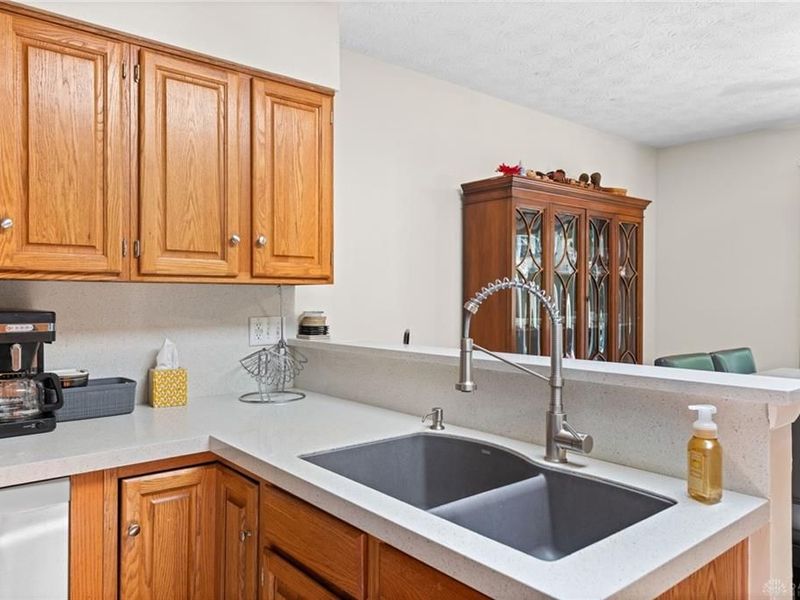 6935 Paragon Road, Dayton, OH 45459 Photo 42