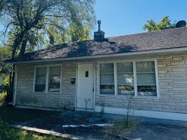 32 Agnes Drive, Cahokia, IL 62206