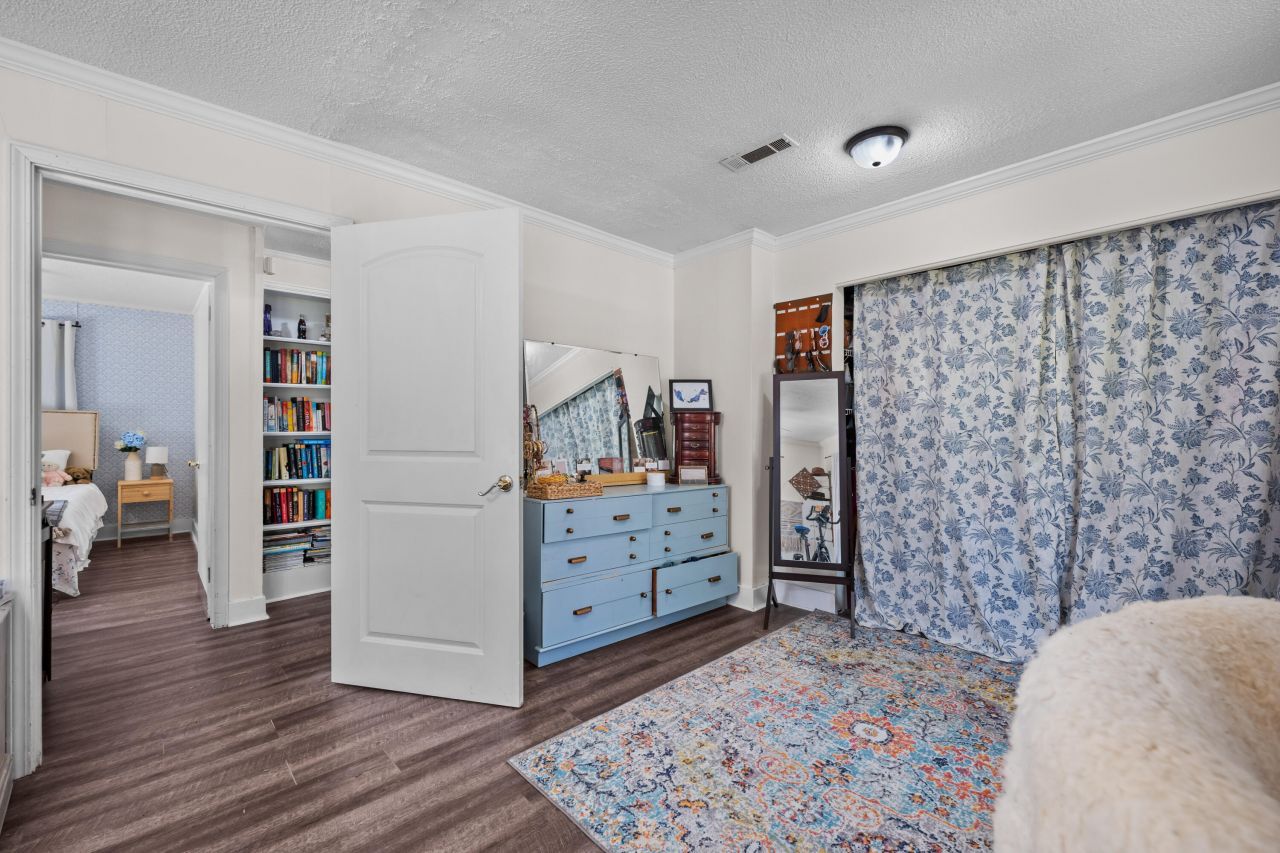 41 Lacey Street Photo 15