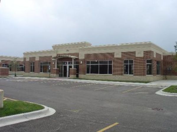 2712 Forgue Drive, Unit 112, Naperville, IL 60564