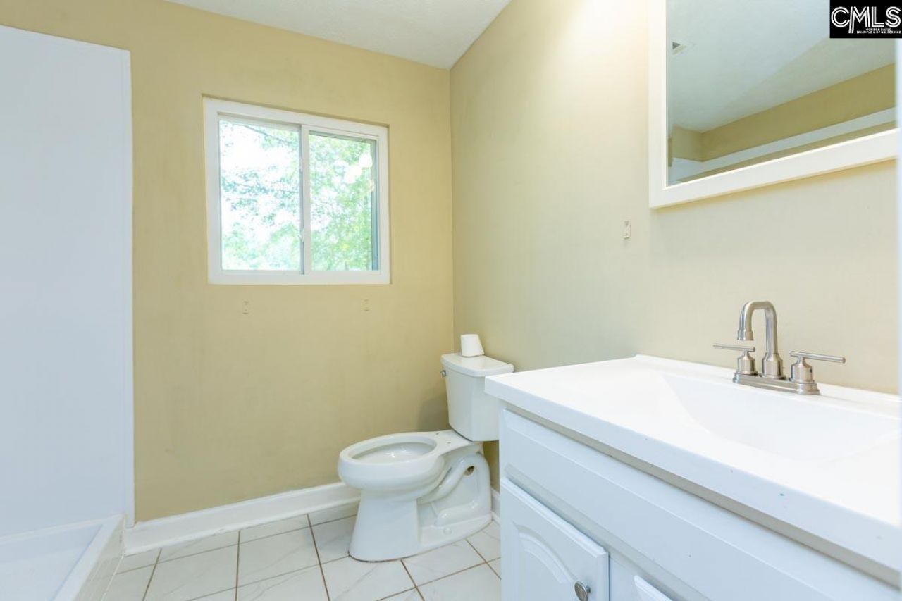 220 Destiny Lane Photo 15