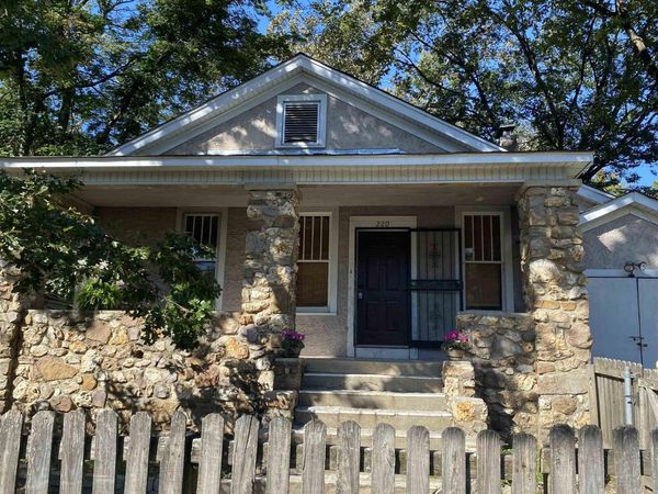 220 Rose Street, Little Rock, AR 72205