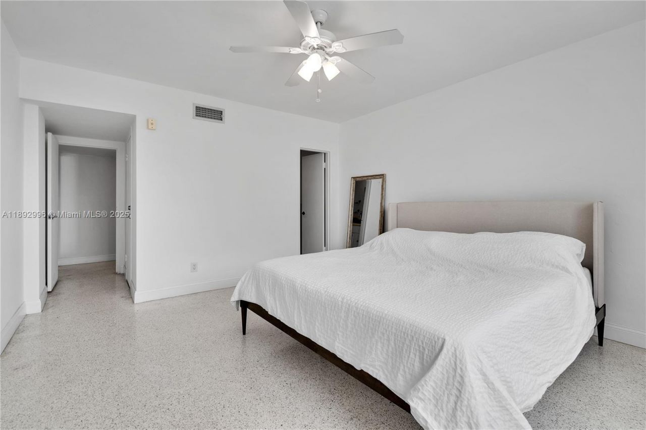 9700 E Bay Harbor Dr, Unit 305, Bay Harbor Islands, FL 33154 Photo