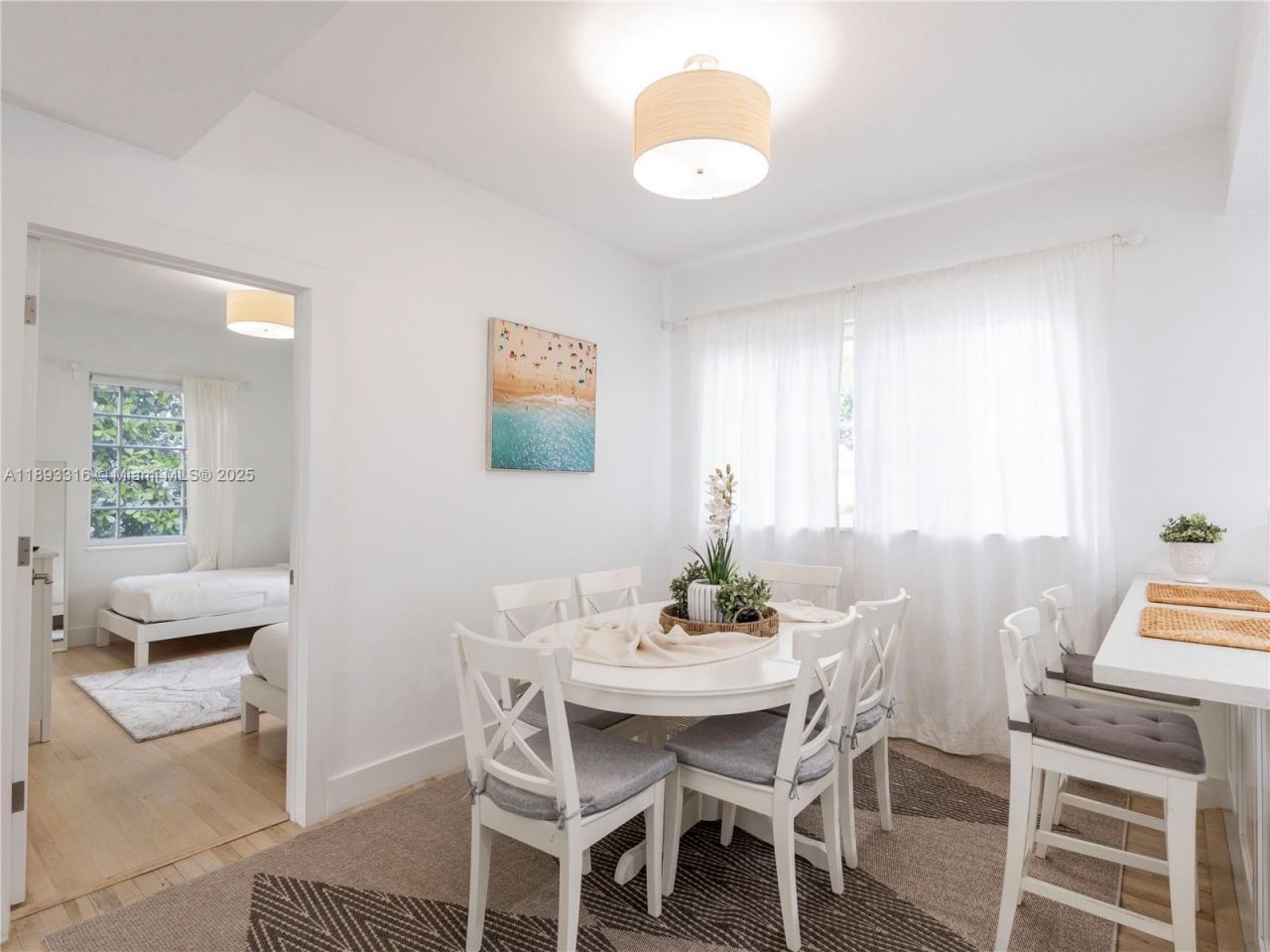 241 28th St, Unit 1, Miami Beach, FL 33140 Photo