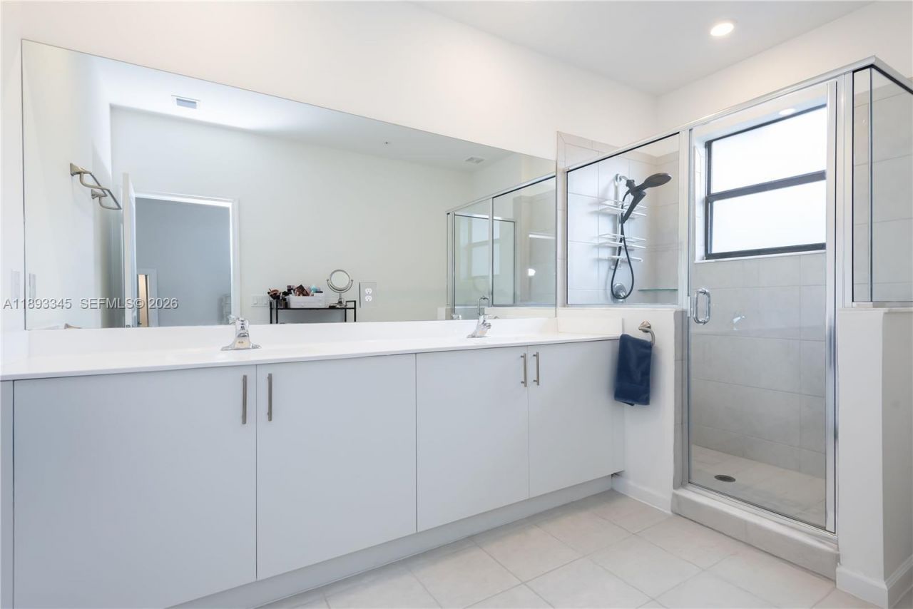 204 SW 159th Pl, Pembroke Pines, FL 33027 Photo