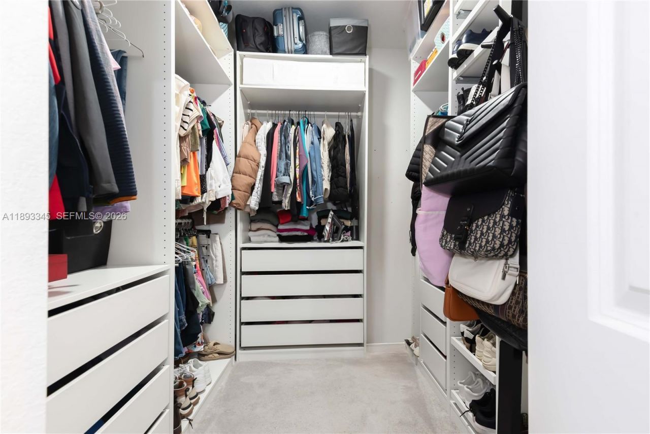 204 SW 159th Pl, Pembroke Pines, FL 33027 Photo