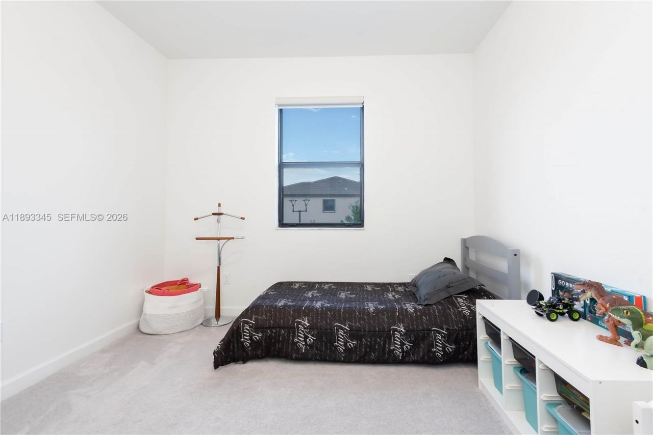 204 SW 159th Pl, Pembroke Pines, FL 33027 Photo