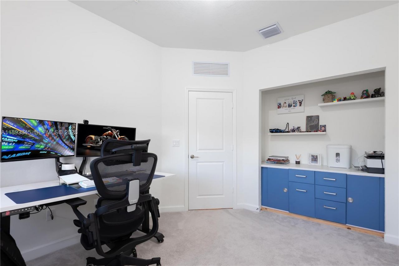 204 SW 159th Pl, Pembroke Pines, FL 33027 Photo