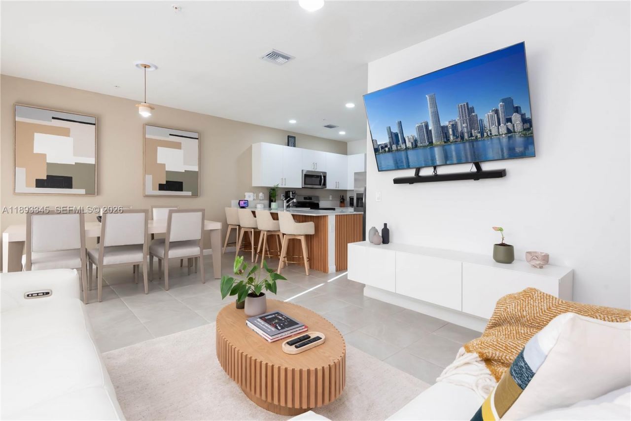 204 SW 159th Pl, Pembroke Pines, FL 33027 Photo