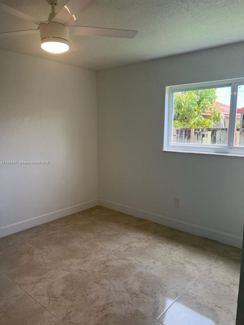 2670 W 76th St, Unit 101, Hialeah, FL 33016 Photo