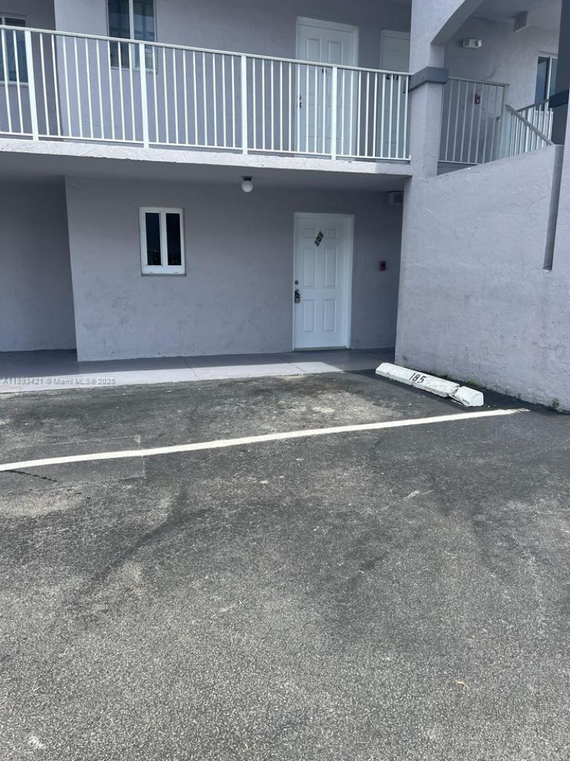 2670 W 76th St, Unit 101, Hialeah, FL 33016 Photo