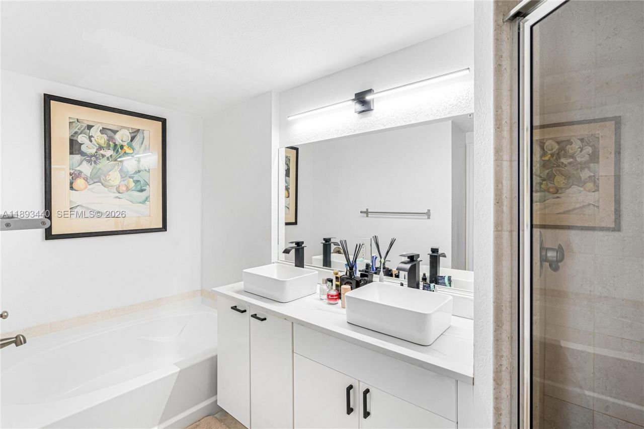 1830 Radius Dr, Unit 314, Hollywood, FL 33020 Photo