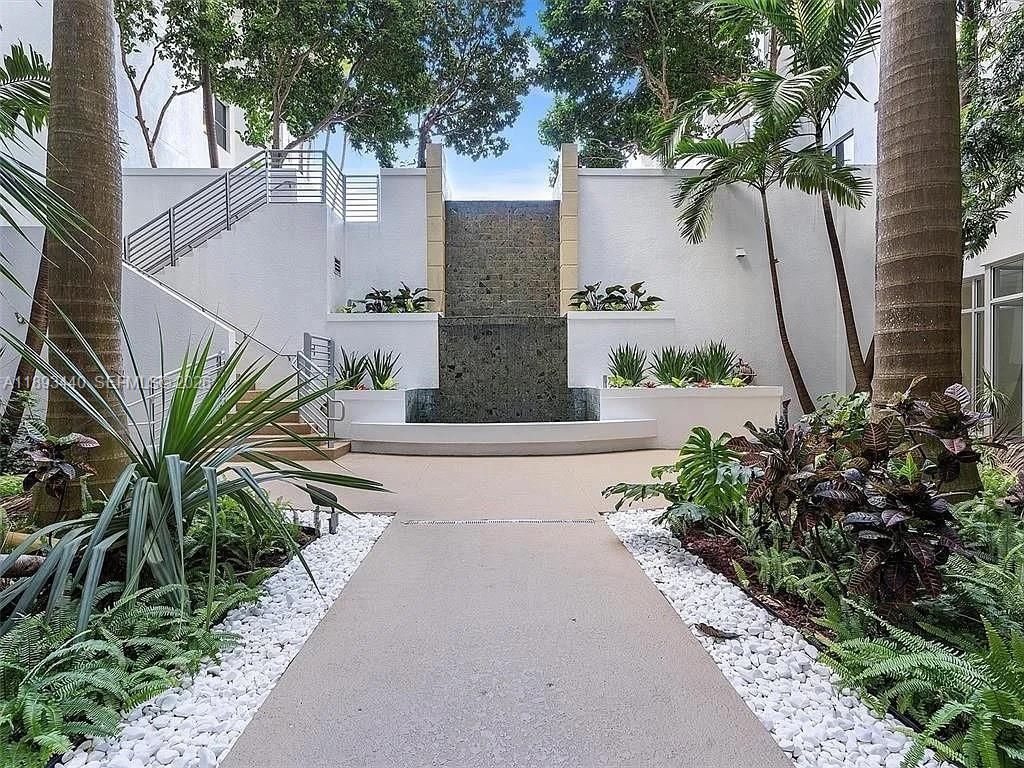 1830 Radius Dr, Unit 314, Hollywood, FL 33020 Photo