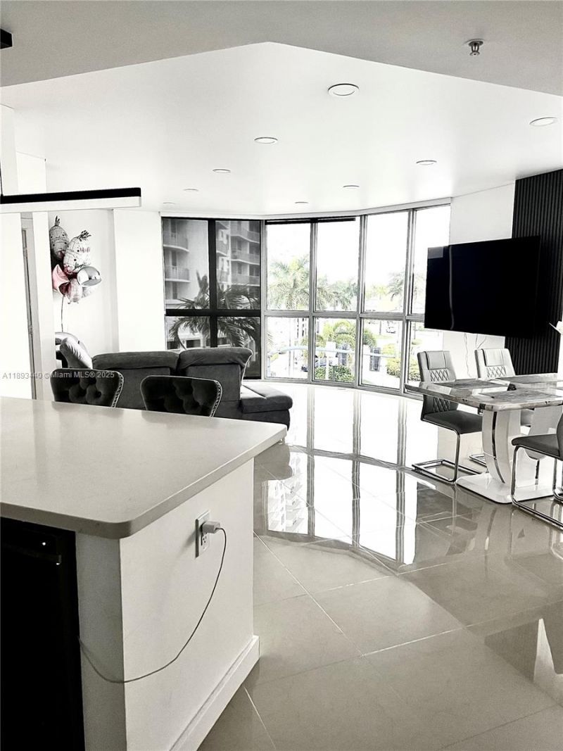 1830 Radius Dr, Unit 314, Hollywood, FL 33020 Photo