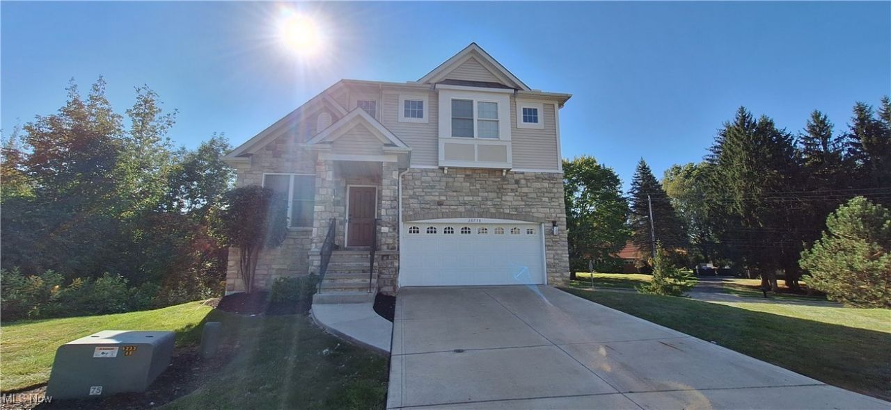 26736 Rue Saint Anne Court, Warrensville Heights, OH 44128 Main Photo