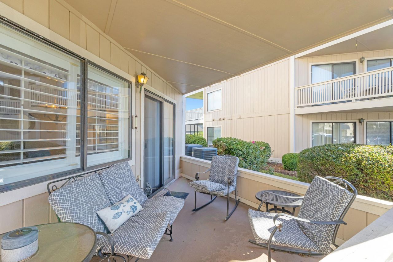 4242 Pinehurst Circle Photo 15