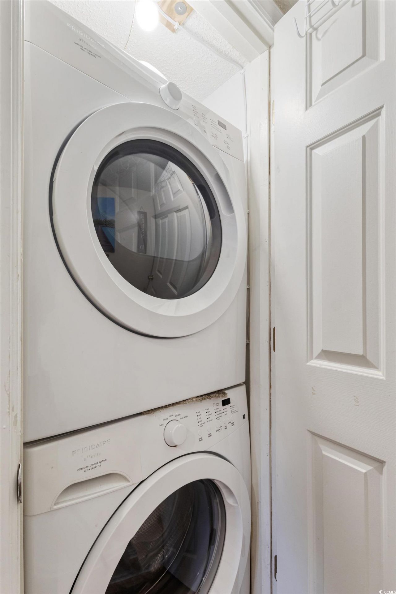 4242 Pinehurst Circle Photo 18