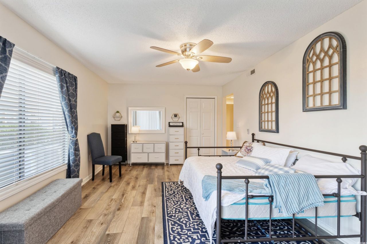 4242 Pinehurst Circle Photo 22