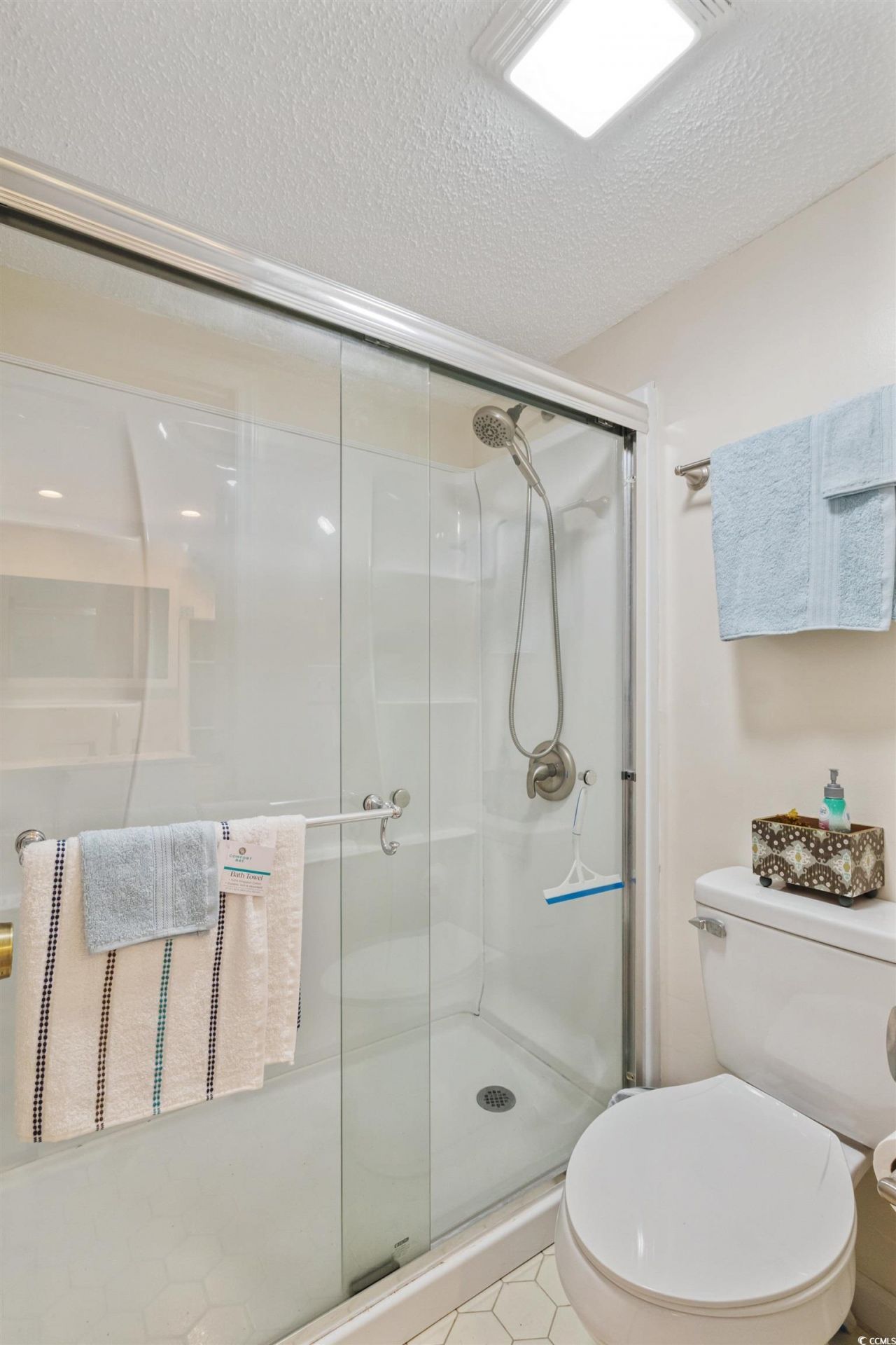 4242 Pinehurst Circle Photo 25