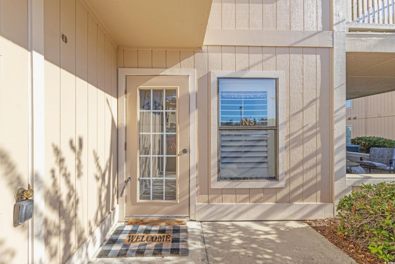 4242 Pinehurst Circle Photo 4