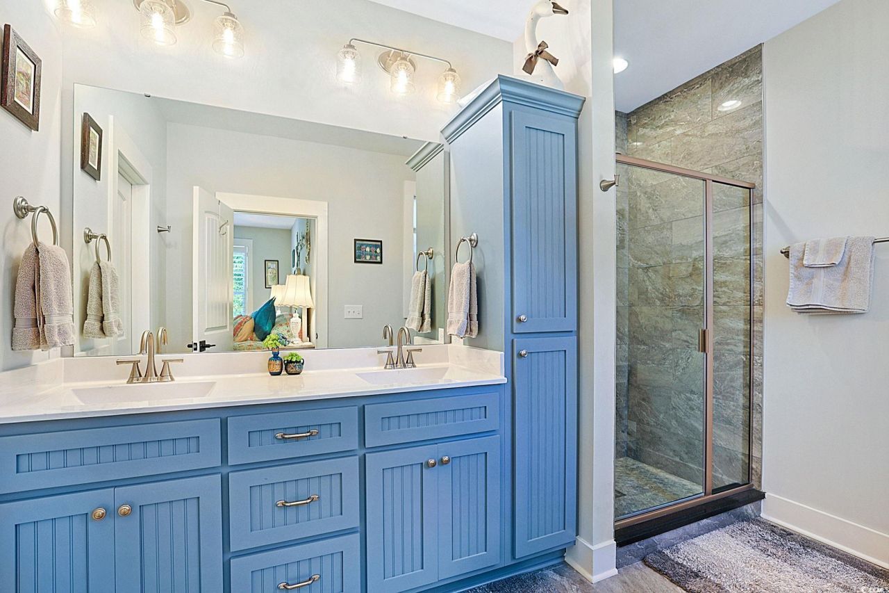 95 A Lydia Lane Photo 15