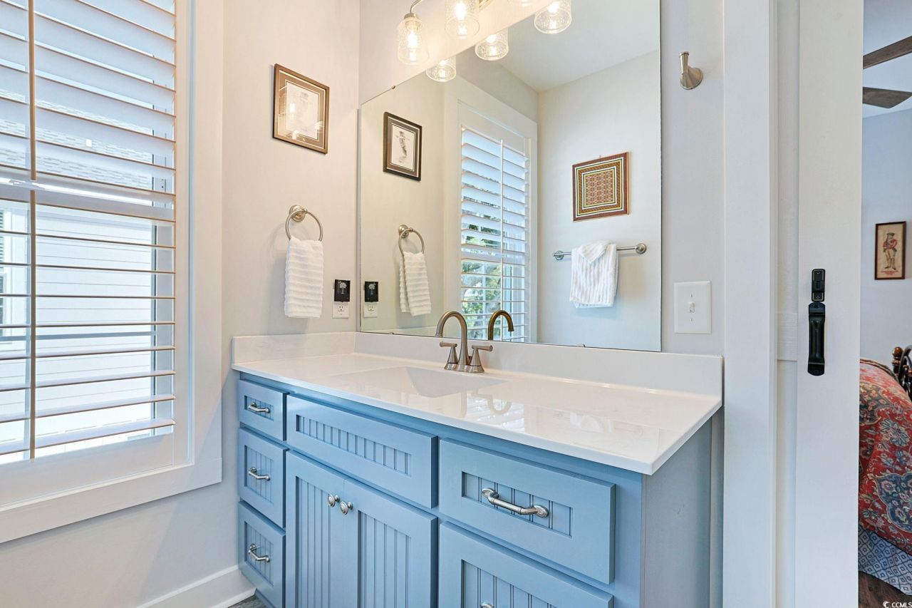 95 A Lydia Lane Photo 19