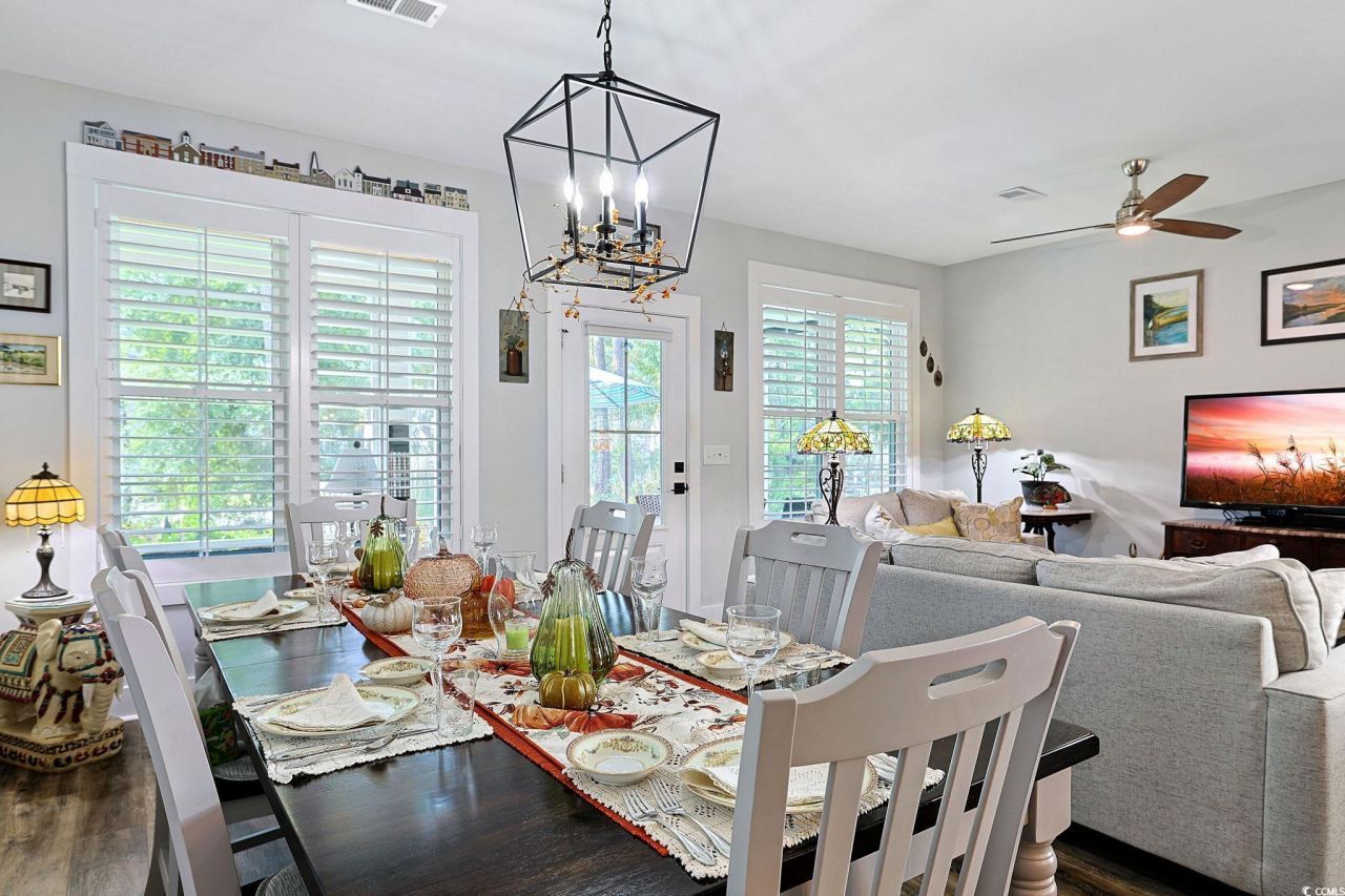 95 A Lydia Lane Photo 6