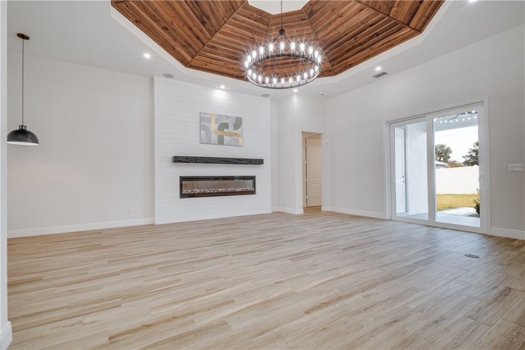 3402 SW Savona Boulevard, Port Saint Lucie, FL 34953 Photo