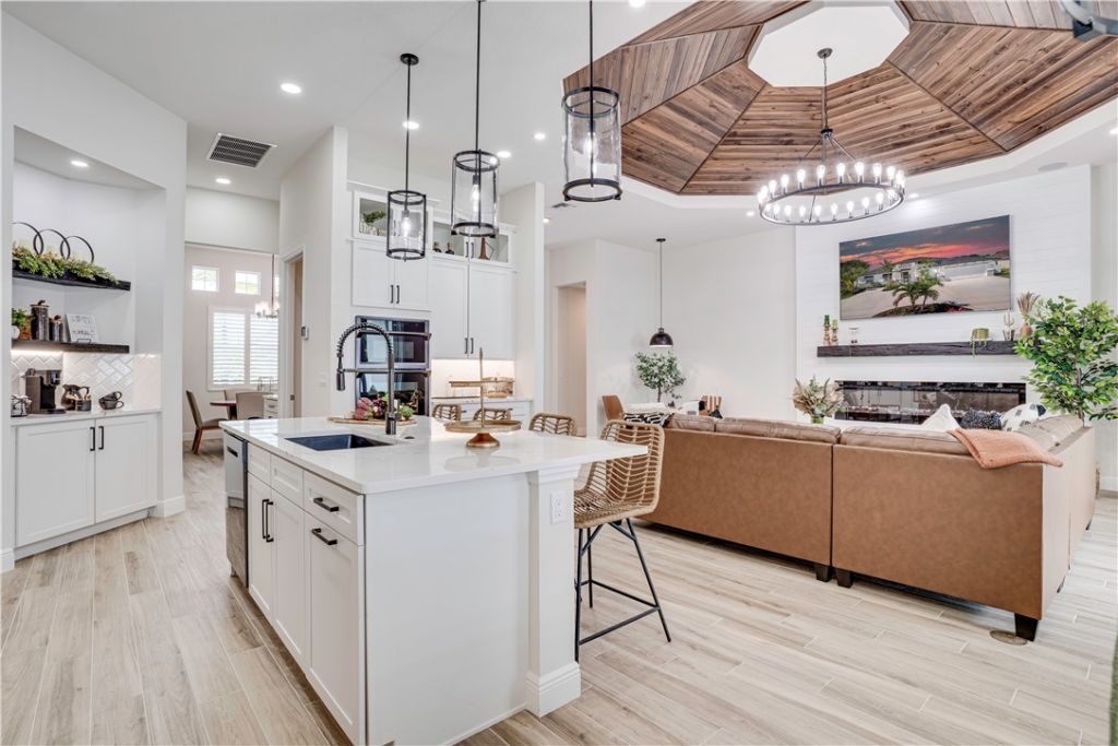 3402 SW Savona Boulevard, Port Saint Lucie, FL 34953 Photo