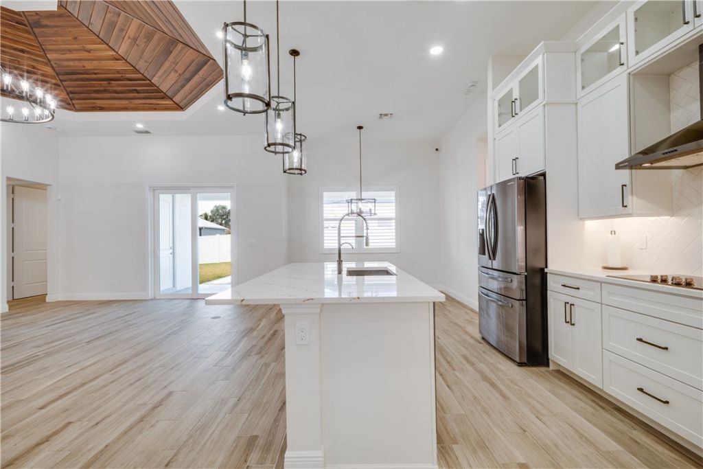 3402 SW Savona Boulevard, Port Saint Lucie, FL 34953 Photo