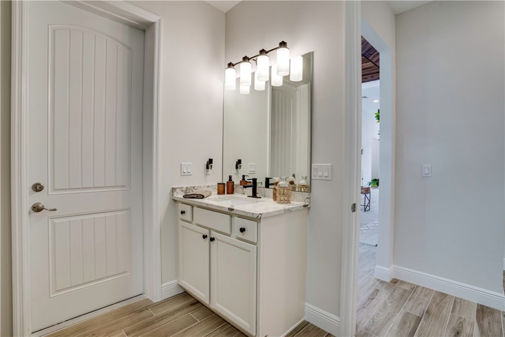 3402 SW Savona Boulevard, Port Saint Lucie, FL 34953 Photo