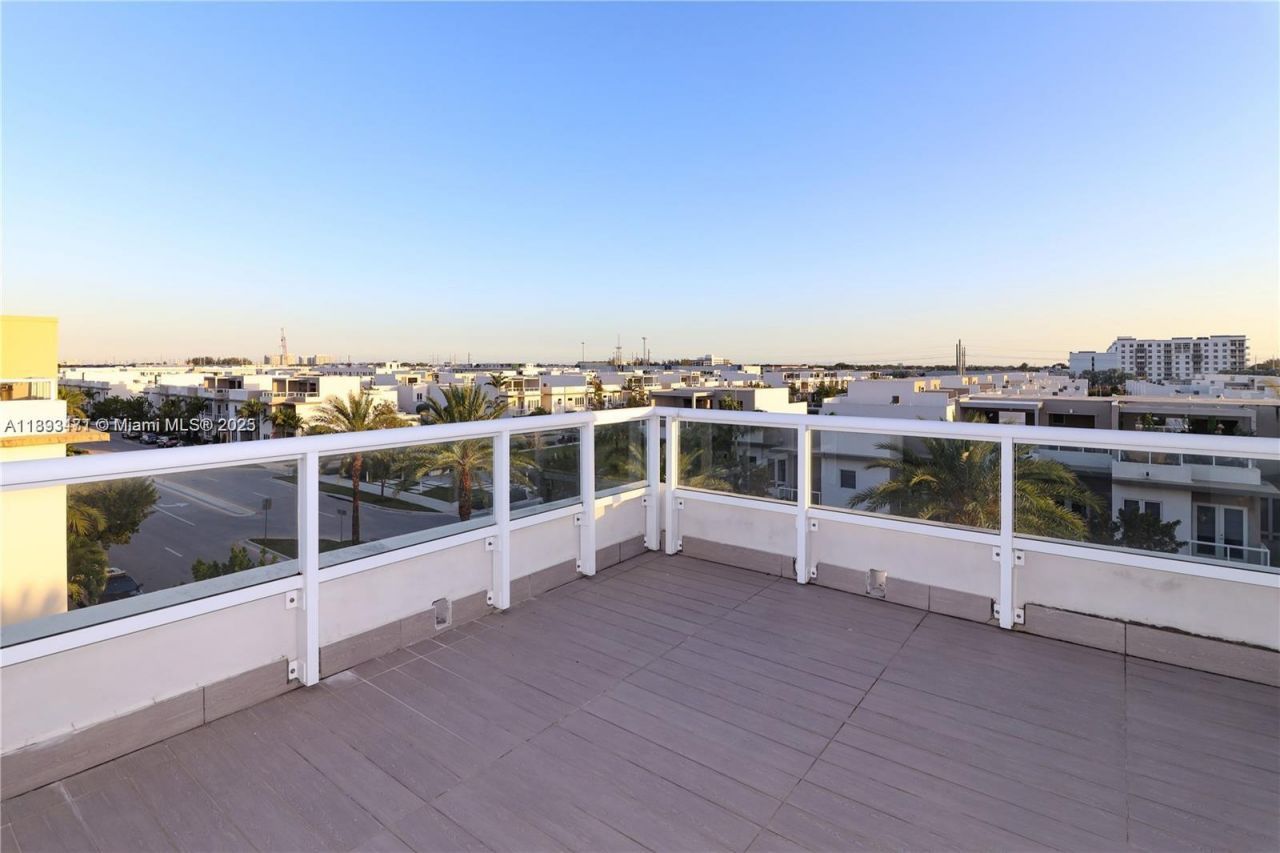 10501 NW 66th St, Unit 10501, Doral, FL 33178 Photo