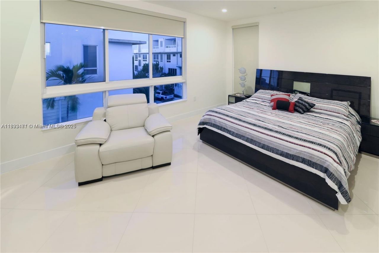 10501 NW 66th St, Unit 10501, Doral, FL 33178 Photo