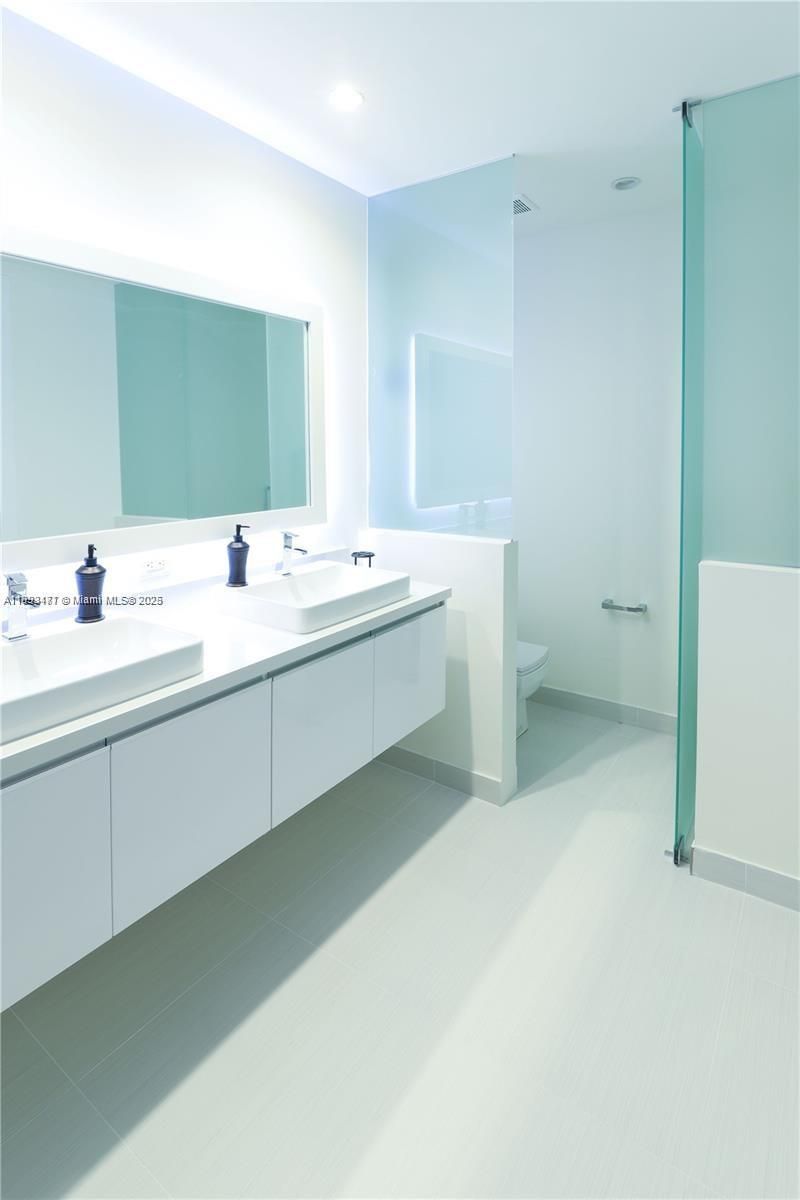 10501 NW 66th St, Unit 10501, Doral, FL 33178 Photo